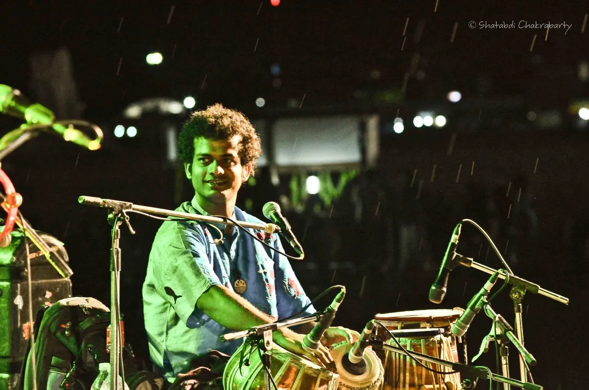 Tuheen- Shatabdi Chakrabarti LR