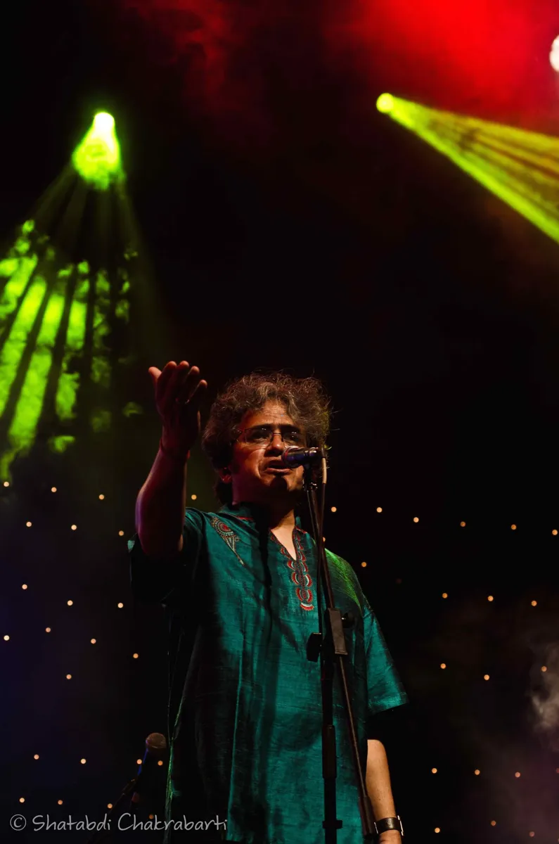 Himanshu-Shatabdi Chakrabarti LR